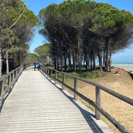 Seaside Escape In Apartamento Bibione
