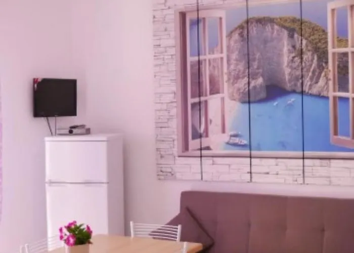 Seaside Escape In Apartmán